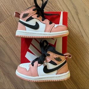 Mini Nike Air Jordan Mid